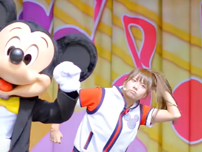ミッキーとジャンボリーを踊る林祐衣