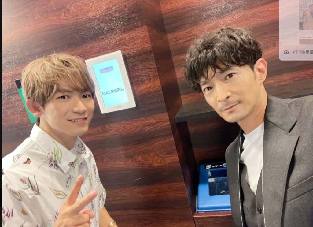 コラボ動画(オネストTV)や収録後ショットでのNAOTO × 津田健次郎